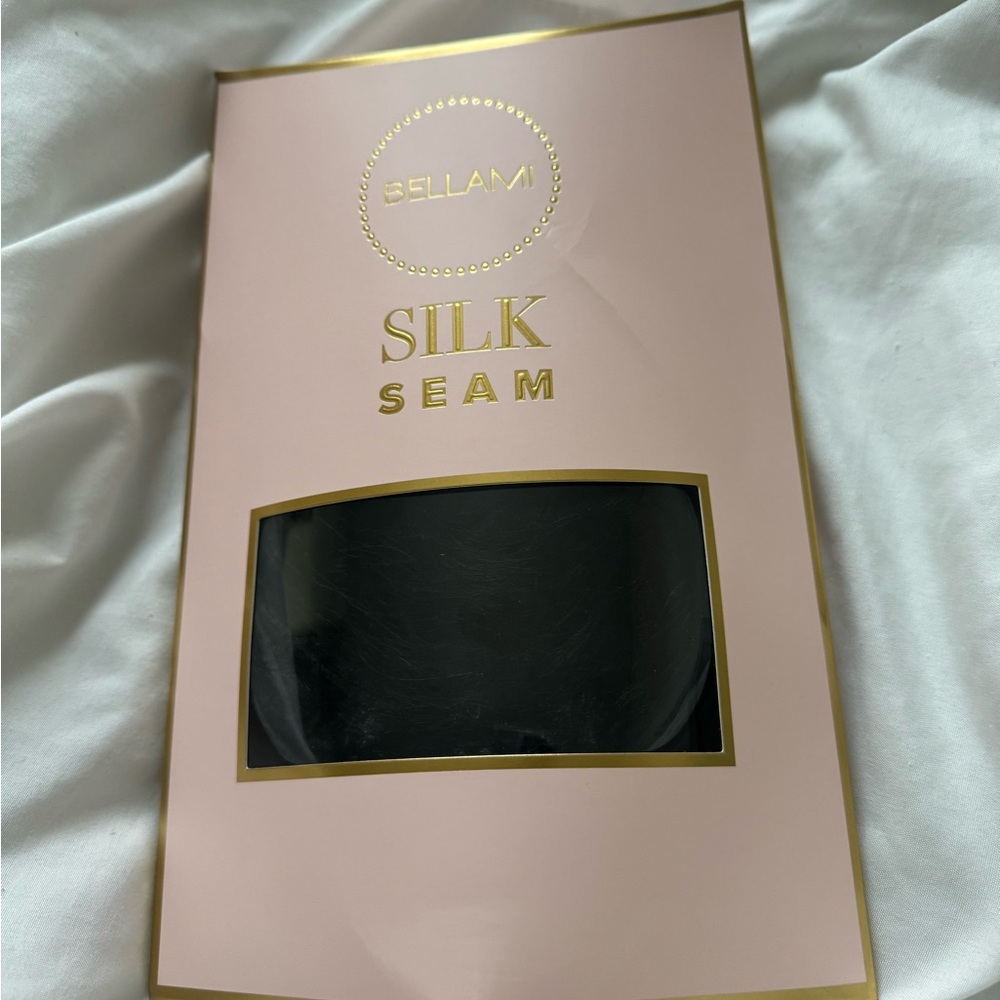 BELLAMI SILK SEAM 240G 22" DARK BROWN (2) HAIR EXTENSIONS